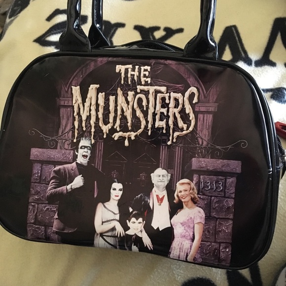 ❌SOLD❌🧟‍♂️🧛🏻‍♂️Munsters Purse🕸🕷 - Picture 3 of 8